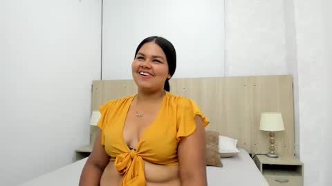 Esmeralda online show from 11.21.25