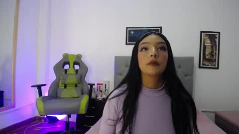 Perla online show from 10.29.25