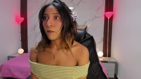 esperanzamora online show from 04.20.26
