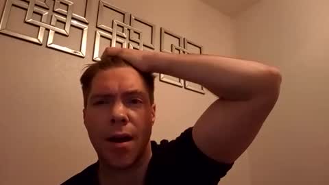Snapshot of essexlad2022 chatting on 04.07.26 essexlad2022 online show from 04.07.26