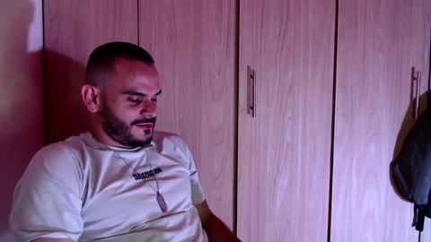 Snapshot of esteban_fer chatting on 02.23.25 Esteban Fernandez online show from 02.23.25