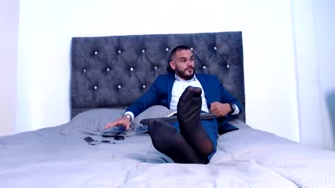 Snapshot of esteban_fer chatting on 09.08.25 Esteban Fernandez online show from 09.08.25