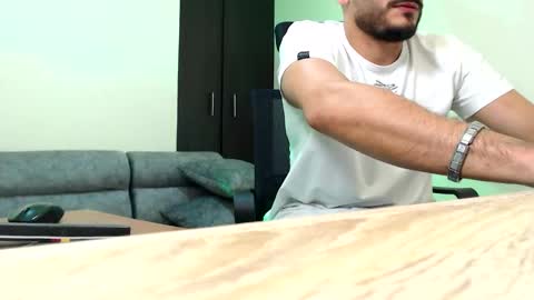 Esteban Fernandez online show from 11.18.25