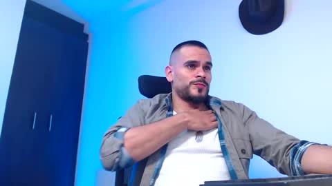 Esteban Fernandez online show from 02.01.26