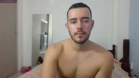 Esteban Reyes  independent model online show from 11.26.25