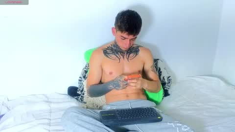 Esteban independent model online show from 06.02.26