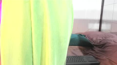 Estefa G online show from 03.08.25