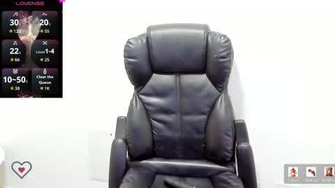 Snapshot of estefanii_r chatting on 02.16.26 Estefanii R online show from 02.16.26