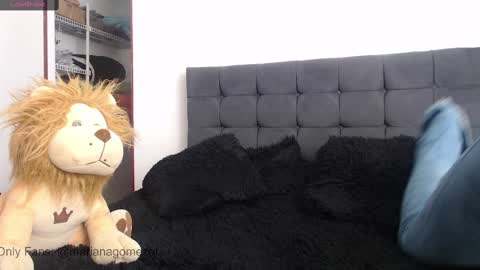 Snapshot of estefi1073162 chatting on 01.16.25 valeria online show from 01.16.25