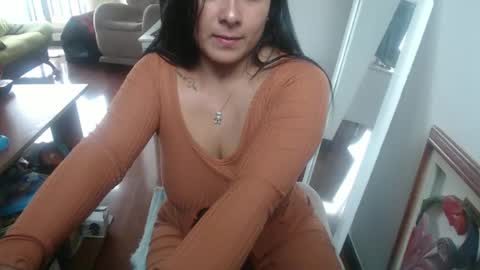 Snapshot of estefi1073162 chatting on 03.04.25 valeria online show from 03.04.25