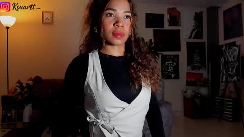 estefy_arroyo1 online show from 02.24.26
