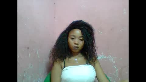 estelah20 online show from 11.23.25