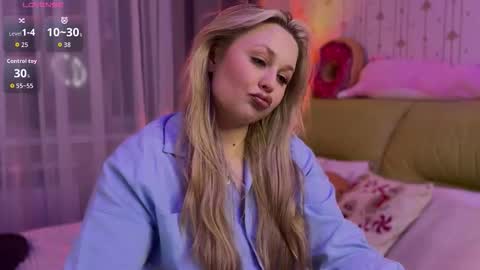 Estella online show from 01.19.26