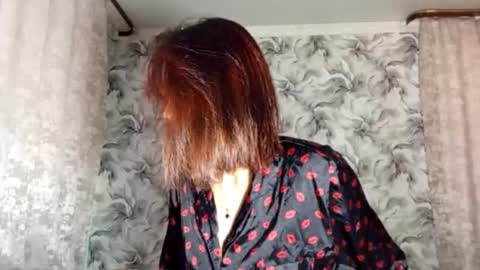 estellekirbo online show from 02.12.26