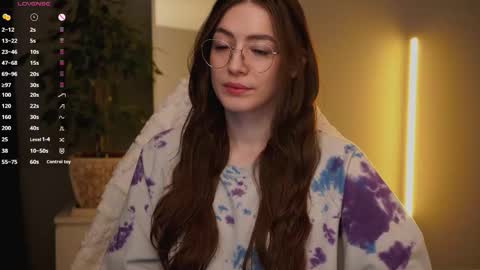 Snapshot of ester_hill chatting on 10.06.25 Ester online show from 10.06.25