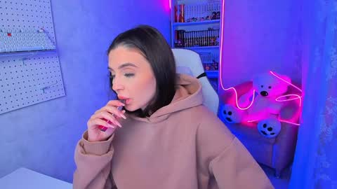 Ester online show from 12.07.24