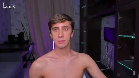 Snapshot of esthetics_boys chatting on 12.04.24 LOUIS online show from 12.04.24