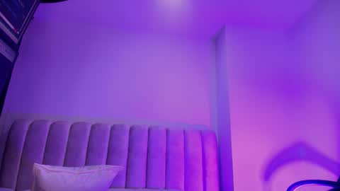 Estrella online show from 11.12.25