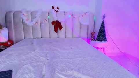 Estrella online show from 12.16.25