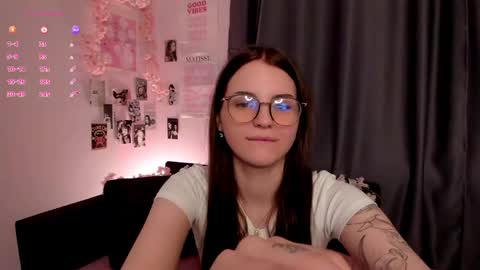 Anna  online show from 04.20.26