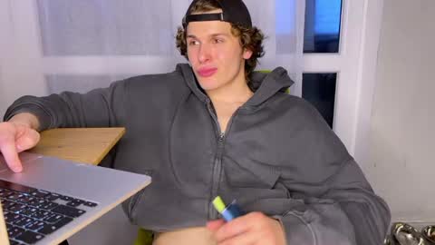 Alex online show from 04.29.26