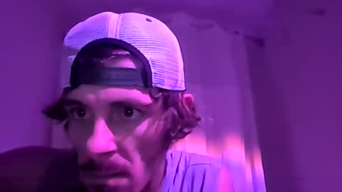 Snapshot of et528007 chatting on 12.18.25 et528007 online show from 12.18.25