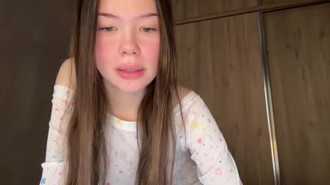 nika 3 online show from 03.22.26