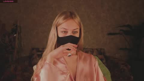 Sophia online show from 04.20.26