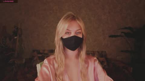 Sophia online show from 04.21.26