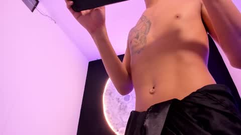 ethaancox online show from 02.20.25