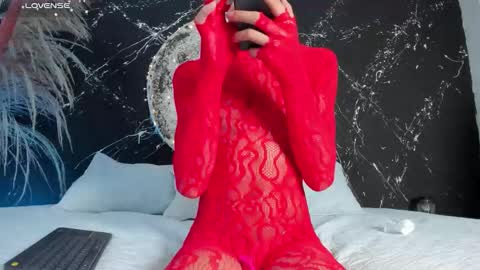 ethaancox online show from 11.20.25