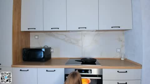 Elsa online show from 03.12.25