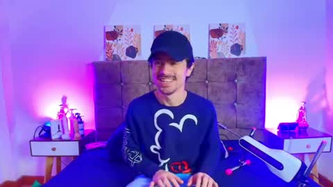Snapshot of ethan_briggs chatting on 07.16.26 ethan online show from 07.16.26