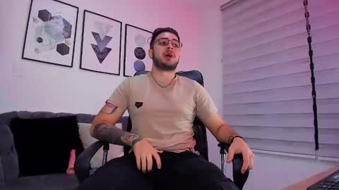 ethan_greacee online show from 03.04.26