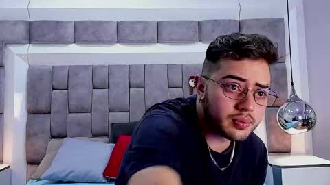 ethan_greys online show from 11.17.25