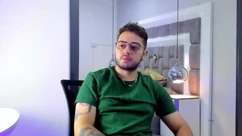 ethan_greys online show from 11.23.25