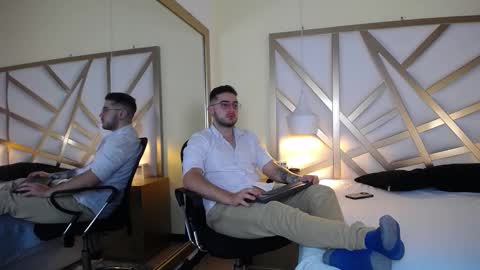 ethan_greys online show from 12.05.25