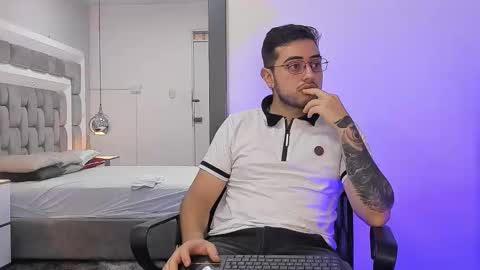 ethan_greys online show from 12.21.25