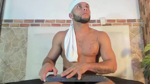 Snapshot of ethan_helmut chatting on 12.06.24 ethan helmut online show from 12.06.24