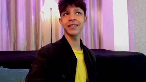 Snapshot of ethan_qop chatting on 06.17.26 Ethan online show from 06.17.26