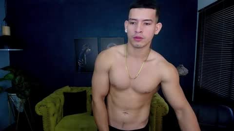 ETHAN RODGERS online show from 10.11.25