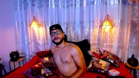 ethan w7 online show from 10.21.25