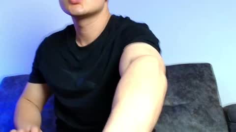 ethanconnor_ online show from 11.25.25