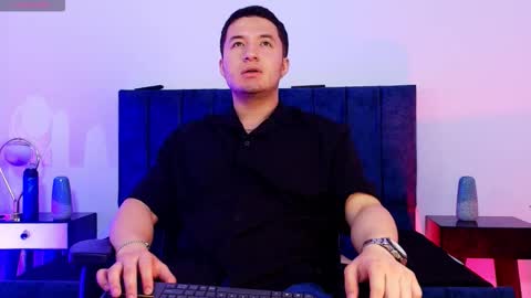 ethanconnor_ online show from 01.07.26