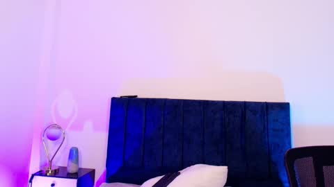 ethanconnor_ online show from 01.11.26