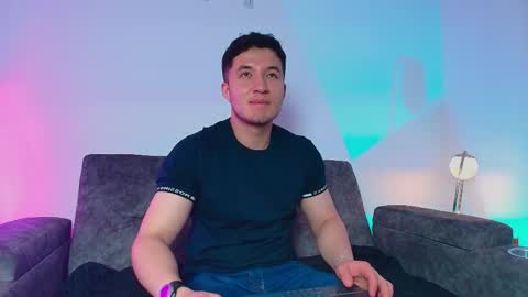 ethanconnor_ online show from 04.08.26