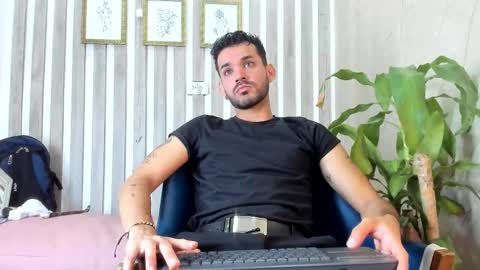 Snapshot of ethangrey_ chatting on 09.15.25 Ethan Grey online show from 09.15.25