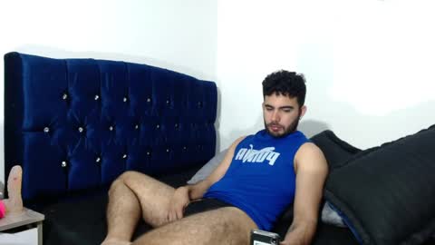 Snapshot of ethanhairy chatting on 02.01.25 Ethan online show from 02.01.25