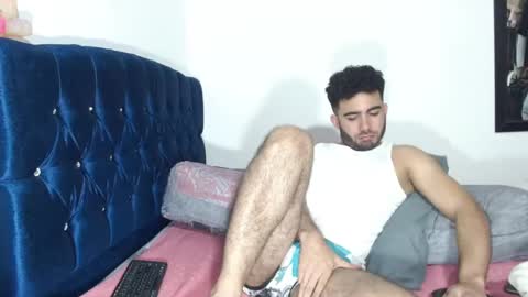 Snapshot of ethanhairy chatting on 02.08.25 Ethan online show from 02.08.25