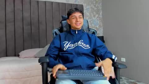 ethanlowell online show from 09.18.25